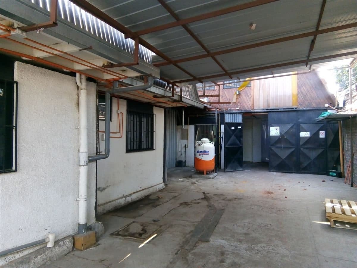 Bodega en Cerro Navia
