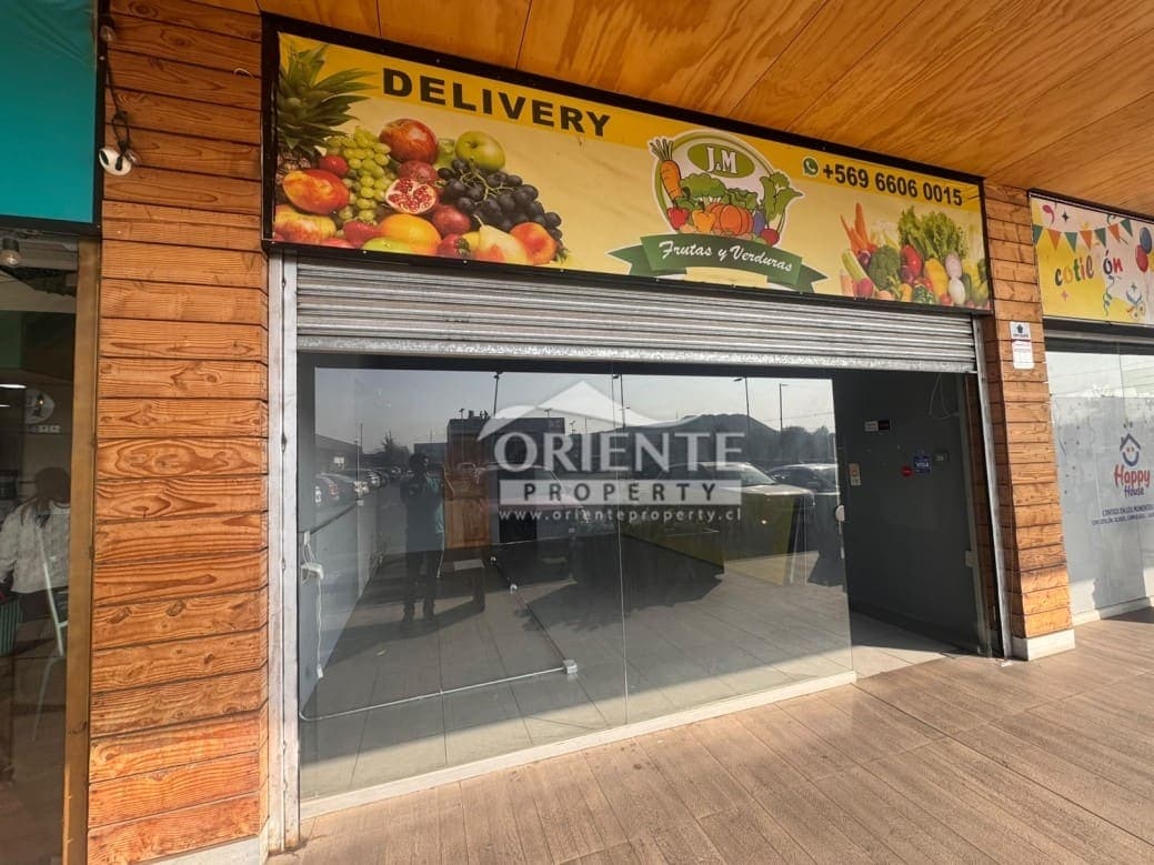 Local comercial en Colina